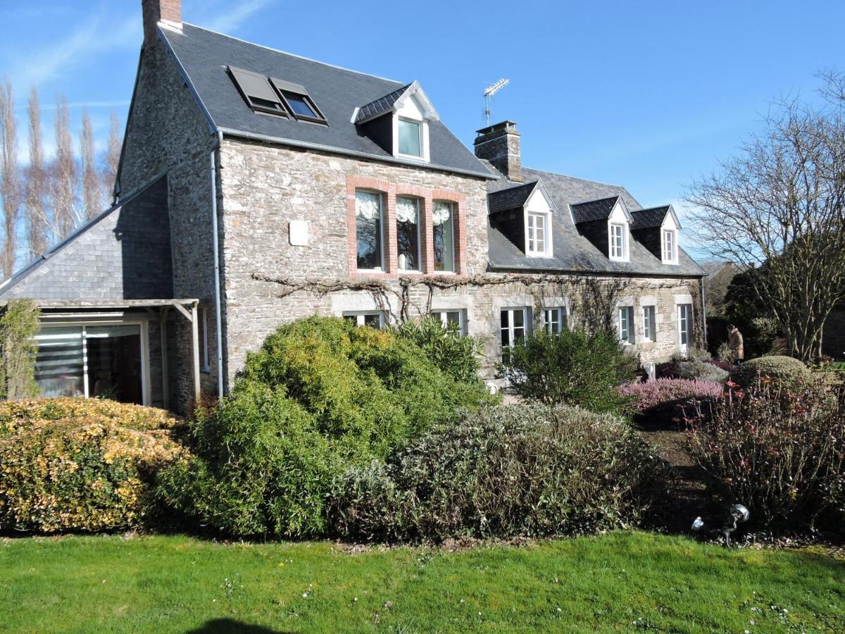 Gite De Charme "La Maison Saint-Leonard" Avec Piscine, Spa, Vue Sur Le Mont Saint-Michel Vains المظهر الخارجي الصورة