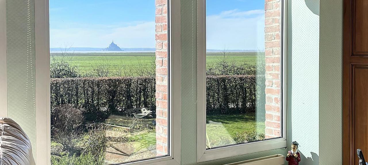 Gite De Charme "La Maison Saint-Leonard" Avec Piscine, Spa, Vue Sur Le Mont Saint-Michel Vains المظهر الخارجي الصورة